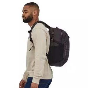 Patagonia Black Refugio Backpack 28L